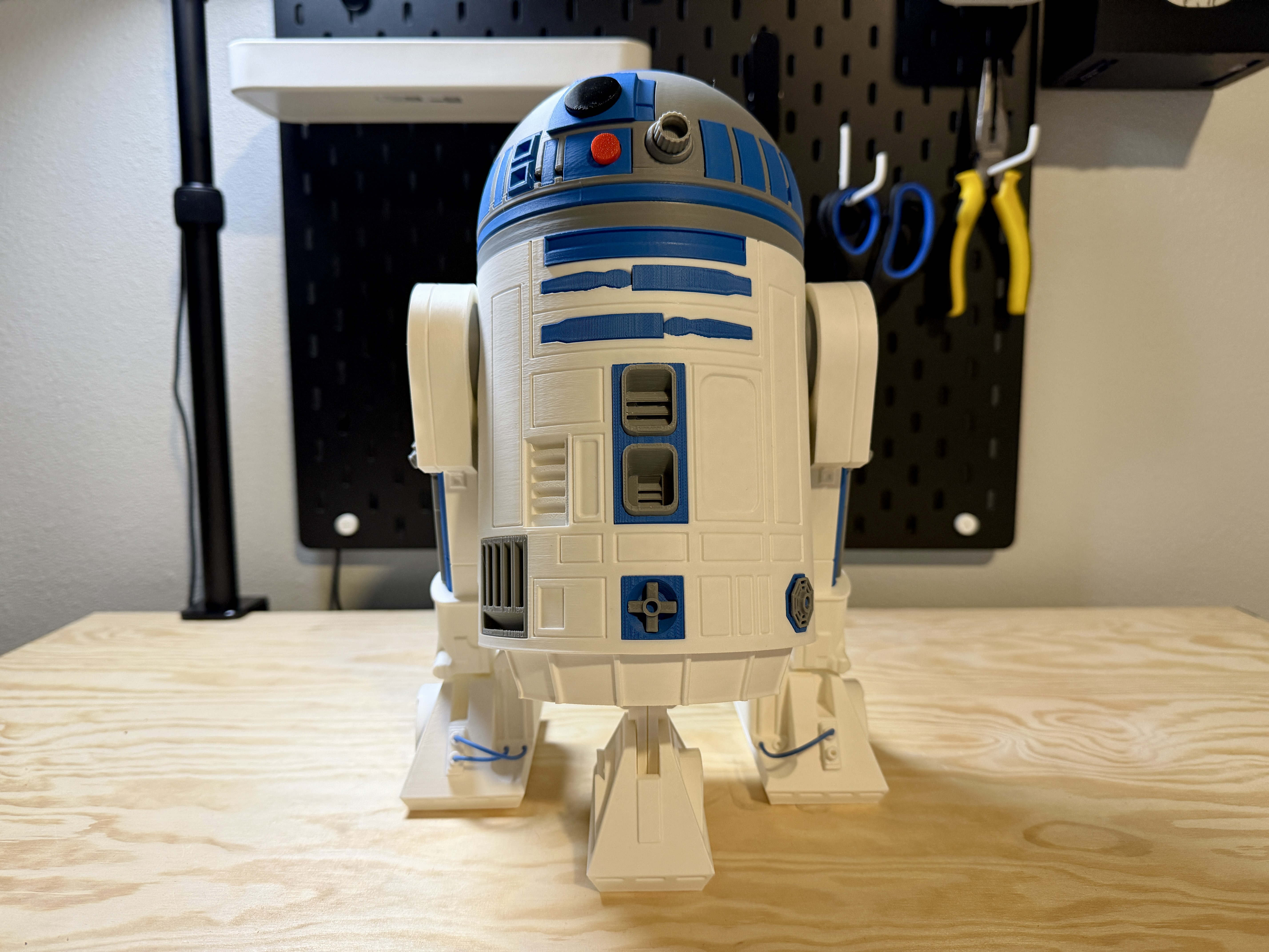 R2-D2